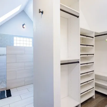 Newly  renovated, centrally located home with private gate, RV parking & Hot Tub