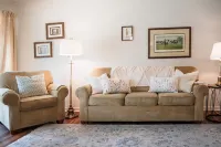 Quiet Condo on Golf Course with EV Plug near Pinehurst
