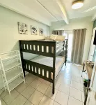 Aquarius 201 - Renovated 2 bed / 1.5 Bath Beach Condo with bay view!!!