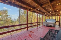Cozy Blue Ridge Cabin: Mountain Views, Hot Tub, and Minutes from Downtown