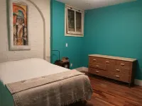 The dog-friendly  cozy apARTment Walls of Jericho附近的飯店