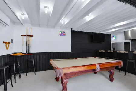 Modern Farmhouse on the Guadalupe River in Seguin, TX!