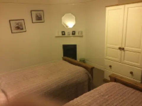 Ideal location on the border between Perthshire and Angus.<br>