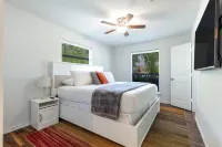 "Stadium Oasis" - A quick walk to the stadiums!