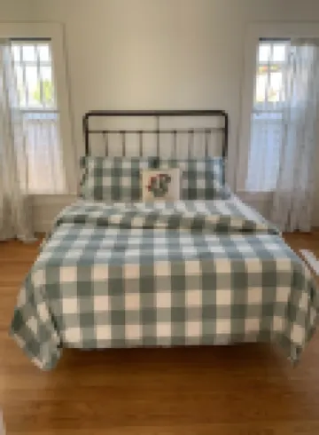 Walk to the Square! Hotels in Mason County