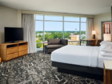 Embassy Suites by Hilton Hampton Convention Center Hotels in Hampton