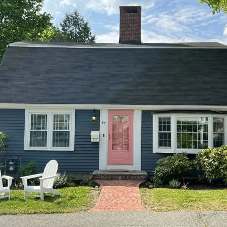 Stunning Beach Cottage just steps from Marblehead Harbor and Town