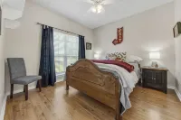 Aggieland Condo -- 3.5 miles from Kyle Field