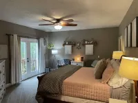 Large private retreat - Boutique