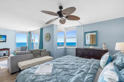 Welcome to Your Beachfront Oasis, Direct Gulf View, 1bd/1bth 11th Floor Condo.