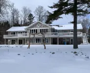 Elk Lake Fall Color Weekends, 6 Br, 14 Beds, 5 Baths, Barrel Sauna, Sleeps 22