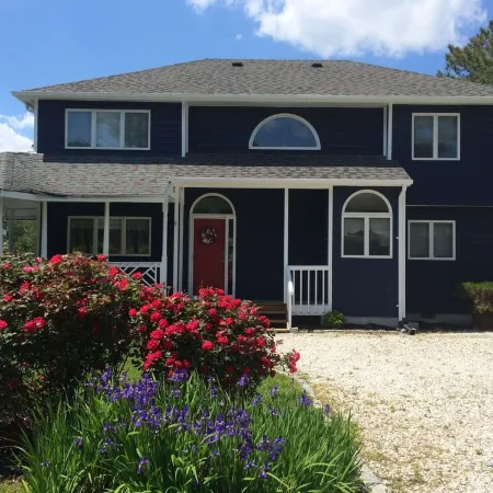 Waterfront Large Gorgeous House, no car needed