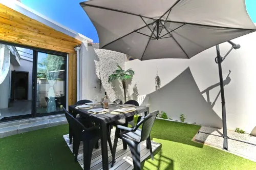 La Petite Côte D'argent 2 à 6 Personnes Plage à Pied Hotels in La Tremblade