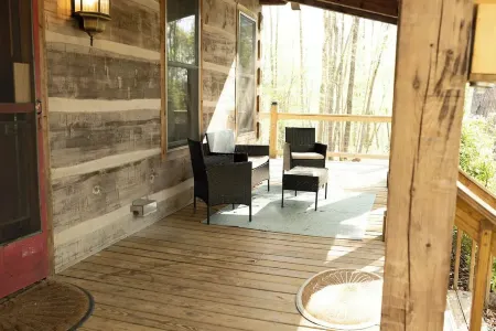 The Bethel House at Hawthorn Haven