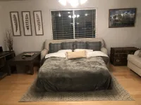 The View House with Hot Tub 스카이웨이 스키 트레일헤드 주변 호텔