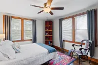 BACKYARD WANDERLAND - Near ARK & Creation Museum - perfect for big families!