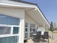 Holiday house "Am Salzhaff" with proximity to the beach and the Baltic Sea on the island of Poel
