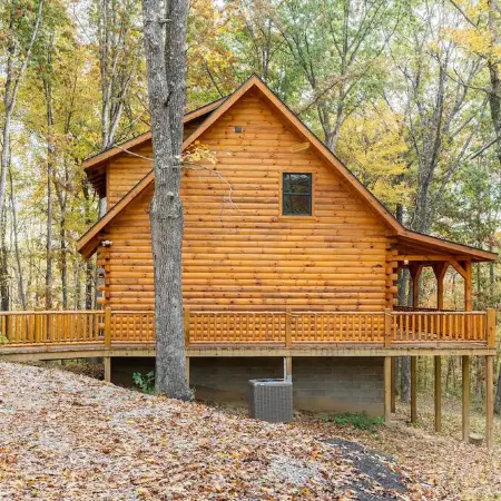 Epic Cabin 5 Miles from Hocking Hills Park.  Hot Tub, Sauna, Arcade and more!