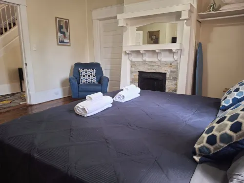 Charming 4BR Historic Home near Downtown & Duke, Spacious & Stylish