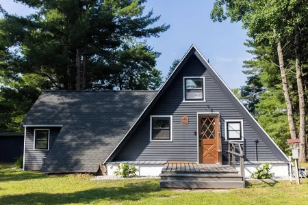 Riverfront A-Frame w/ Hot Tub and Firepit