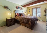 Private BBQ Beautiful & Comfy 1 Bed  on 1st Floor.