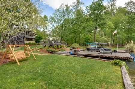 Lake Front, Pet, Game Room, Dock, Swim-Fish-Boat, Fire Pit, New Boat Rental Отели в г. Чероки