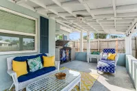 Cozy beach house - 5 min walk to the beach (Pet-Friendly