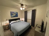 Entire  Fresno/Clovis 2 bedroom bungalow