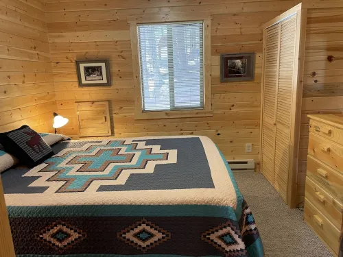 Cozy Guest Cabin by Henry's Lake & Near Yellowstone