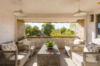 Ultra-Clean, Designer Condo in Downtown Scottsdale
