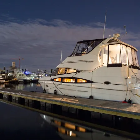 Boston Harbor Yacht,  AC/Heat, Walk to North End WiFi