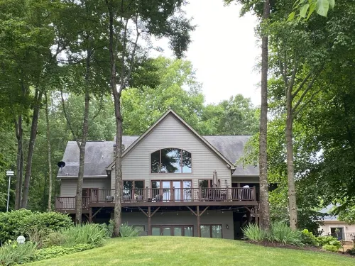 Bay Head Cove - Peaceful 5 bedroom lakefront home on private cove with boat dock