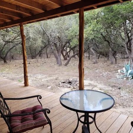 Deer Run Cabin, Utopia TX