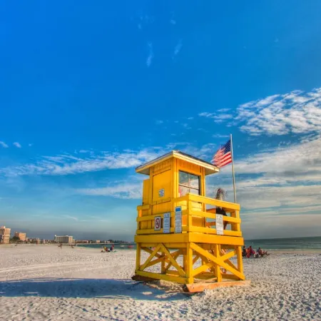Newly renovated beachside condo - direct beach access