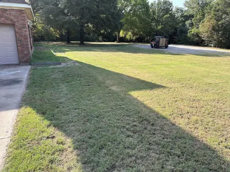 5 Bedroom Spacious and Cozy Country Home on Expansive Lot