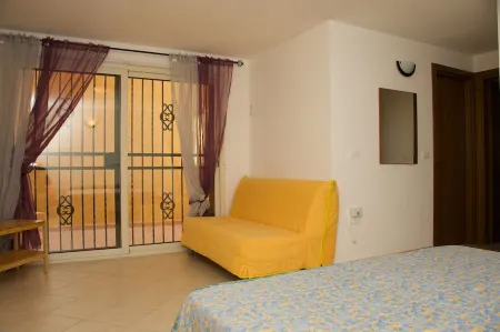 Casa Cristina - Convenient, functional and comfortable house Отели в г. Орозеи