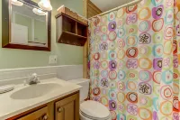 1-bedroom cottage steps to Lake Michigan Beach fire pit - Country Houses