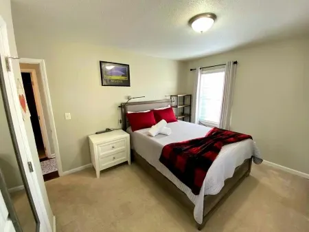 Cozy Ranch Home near Downtown Raleigh