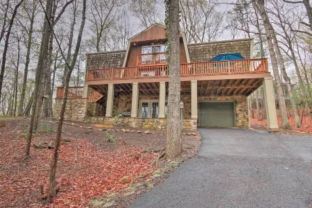 Pineapple Lodge: Mountain Vibes~Game Room~Grill~Loads of Space