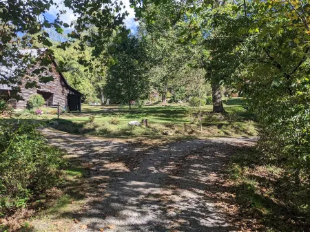 Creek-side cottage in secluded mountain setting, centrally located, easy access.