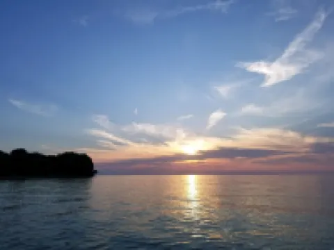 Paradise in Port Bay