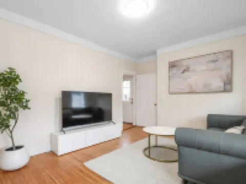Cozy House 3 Blocks From West Pt Hotels in Highlands