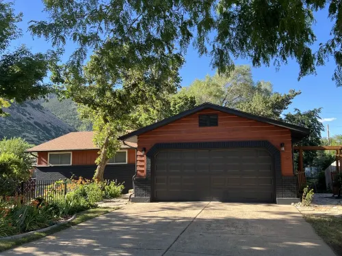 Mid-Century Modern Gem next to Trails, Ski Resorts and Downtown Ogden