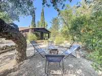 House near Fréjus, garden 1700 m2 in private estate with swimming pool, tennis....