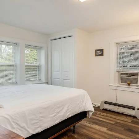 Quiet cottage near the heart of Downtown Franklin, TN