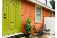 Cozy Quaint Ybor City Loft steps from 7th Ave.