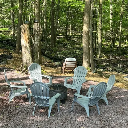 Romantic Pocono Lake Chalet: Firepit, Stream, near Lake, pools & Pet-Friendly