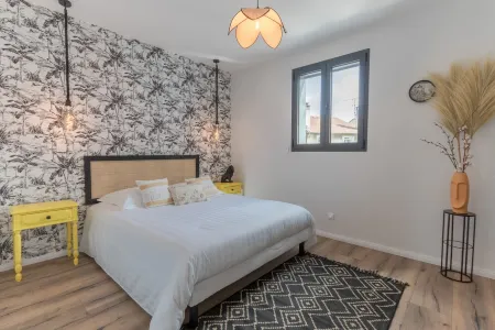 Echoppe Jaurès - typical Bordeaux renovated house 3 bedrooms/3 bathrooms