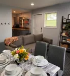 Cozy Guest Suite with Hot Tub in Davison