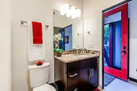 Modern Tiny Home Steps from the Heart of Fruita